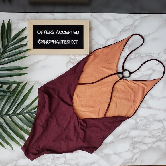 Dolce Vita One Piece Swimsuit - Picture 4 of 6